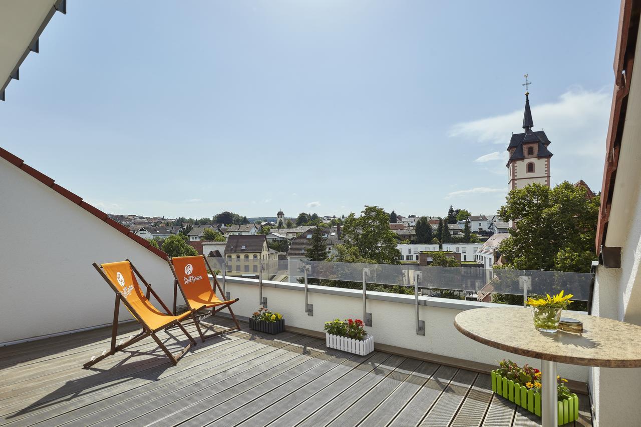Hotel Goll Pforzheim-Niefern Exterior photo